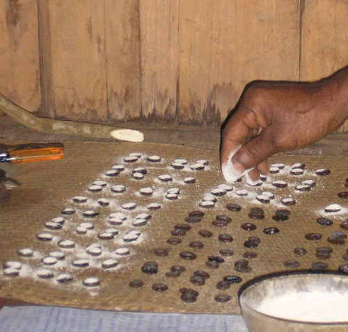 poudre sur les figures